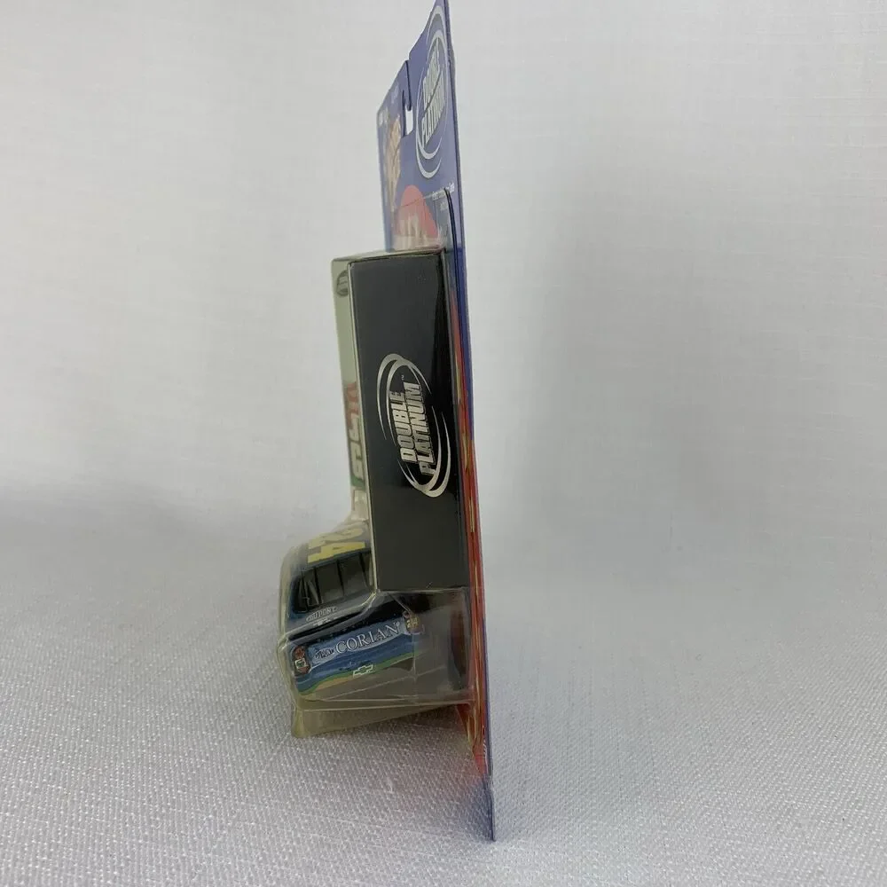 2001 Winner’s Circle Double Platinum‎ Jeff Gordon 24 Dupont Looney Tunes Nascar